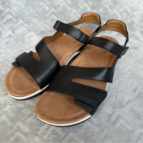 Black Earth Origins Sureal Casual Leather Velcro Sandals Women’s Size 8.5 - Picture 2 of 8